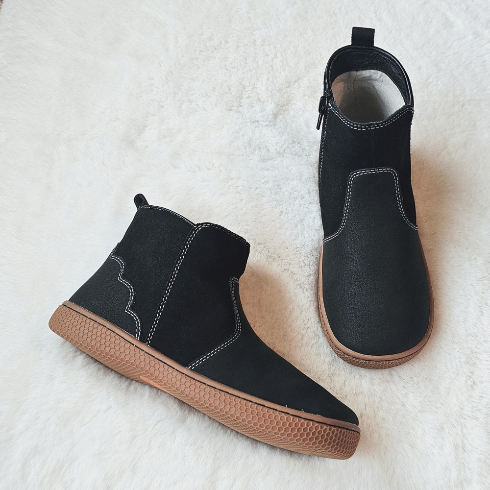 Livie & Luca leather Boots, NEW